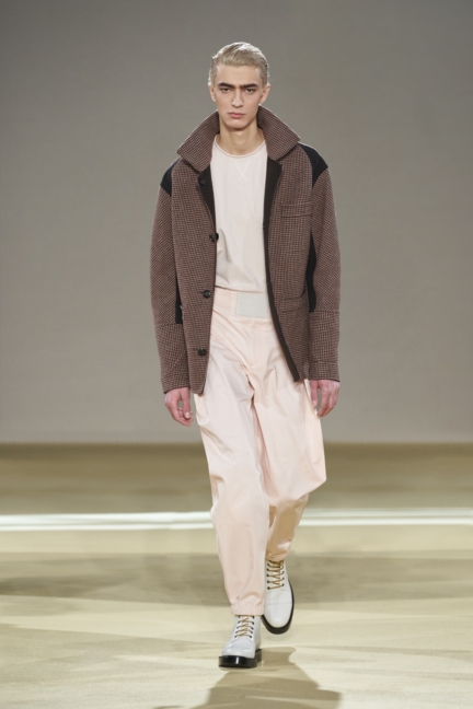 ferragamo-m-fw20-22