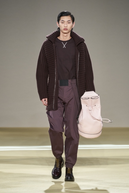 ferragamo-m-fw20-26