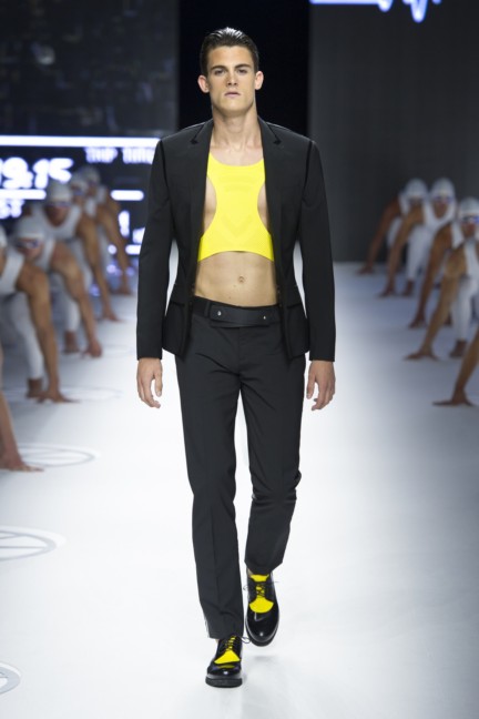 dirk-bikkembergs-milan-mens-spring-summer-2015-37