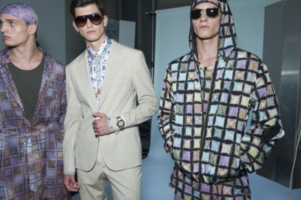 ss16-versacebackstage-014
