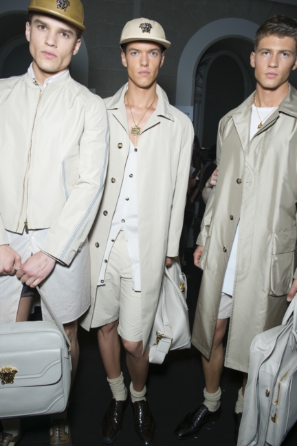 ss16-versacebackstage-023