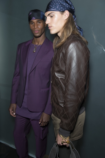 ss16-versacebackstage-026