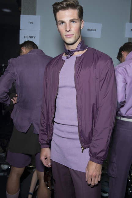 ss16-versacebackstage-049