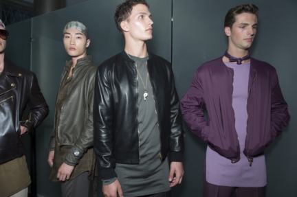 ss16-versacebackstage-065