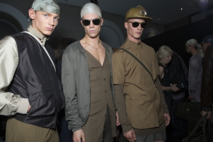 ss16-versacebackstage-080