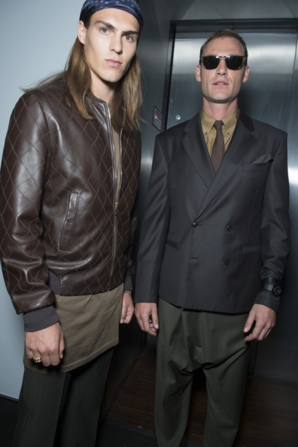 ss16-versacebackstage-082