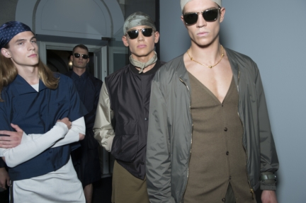 ss16-versacebackstage-096