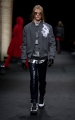 versace_men_fw17_-23