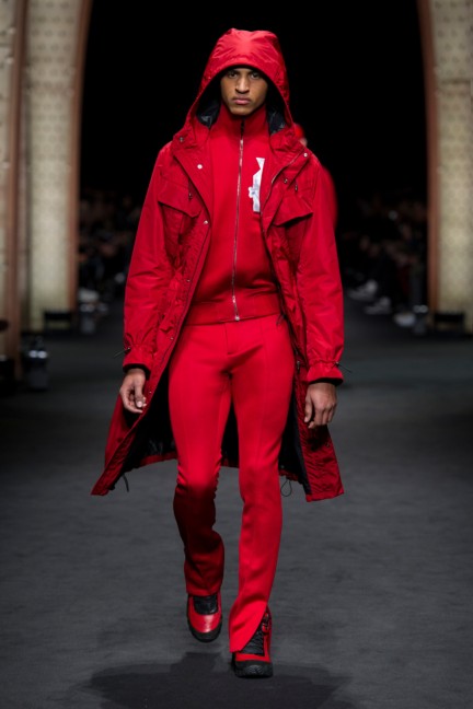 versace_men_fw17_-18