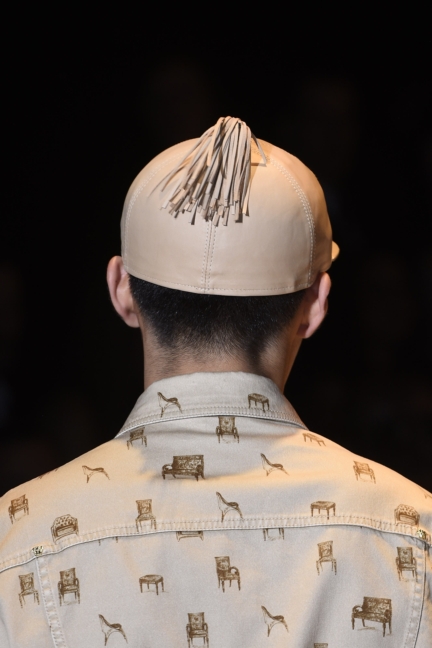 versace-milan-mens-spring-summer-2016-details-23