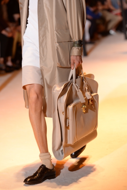 versace-milan-mens-spring-summer-2016-details-57