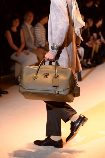 versace-milan-mens-spring-summer-2016-details-64