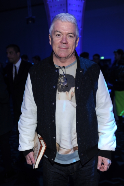 versace_men_fw17__tim-blanks