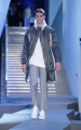 look_0005