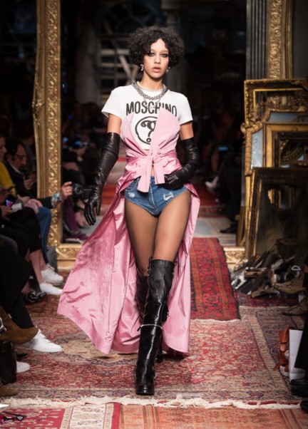 moschino-milan-fashion-week-aw-16-14
