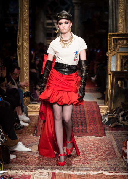 moschino-milan-fashion-week-aw-16-31