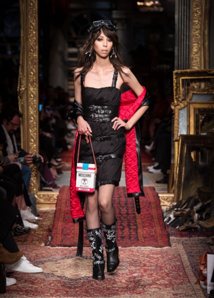 moschino-milan-fashion-week-aw-16-38