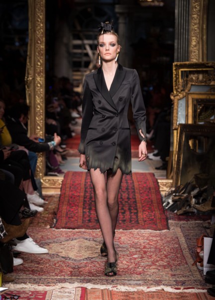 moschino-milan-fashion-week-aw-16-40