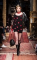 moschino-milan-fashion-week-aw-16-34