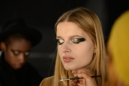 philipp-plein-aw1617-women_s-fashion-show-backstage-sgp-2