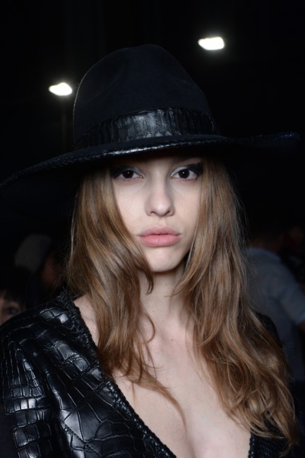 philipp-plein-aw1617-women_s-fashion-show-backstage-sgp-33