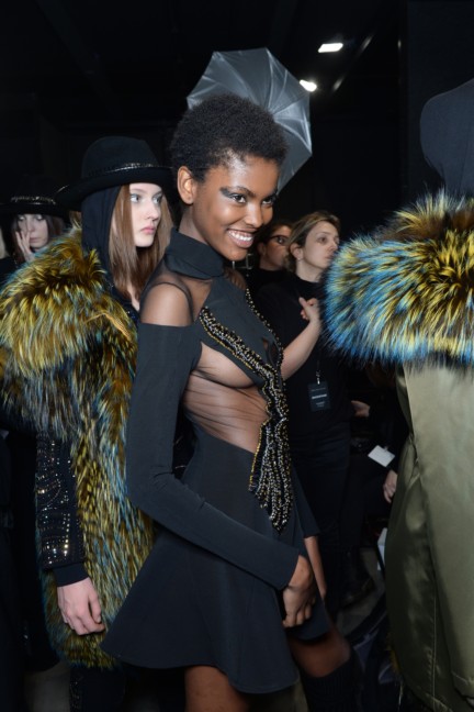 philipp-plein-aw1617-women_s-fashion-show-backstage-sgp-60