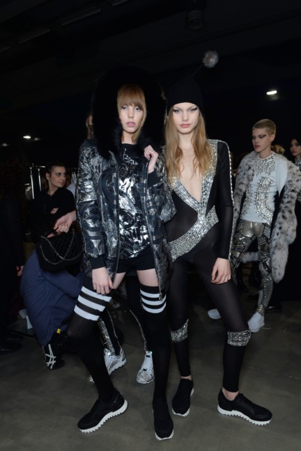 philipp-plein-aw1617-women_s-fashion-show-backstage-sgp-75