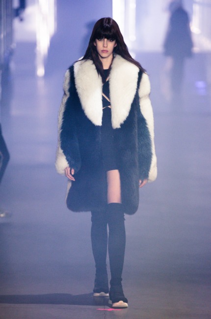 philipp-plein-women_s-fashion-show-fw1617-runway-39