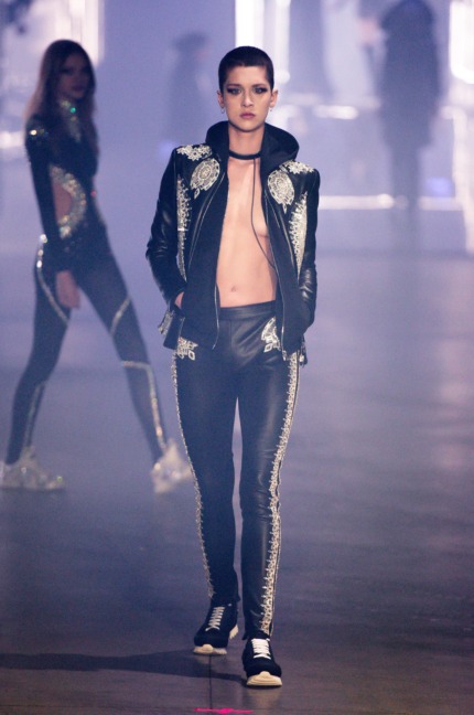 philipp-plein-women_s-fashion-show-fw1617-runway-44