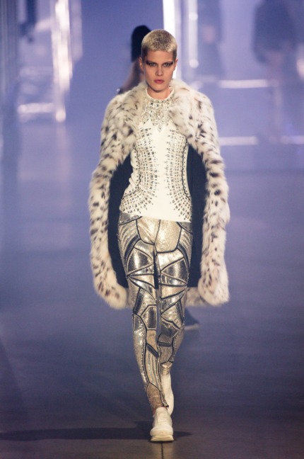 philipp-plein-women_s-fashion-show-fw1617-runway-46