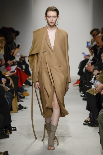 ports-1961-milan-fashion-week-aw-16-22