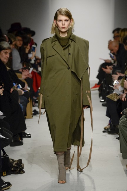 ports-1961-milan-fashion-week-aw-16-25