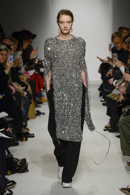 ports-1961-milan-fashion-week-aw-16-28