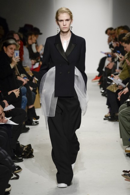 ports-1961-milan-fashion-week-aw-16-7