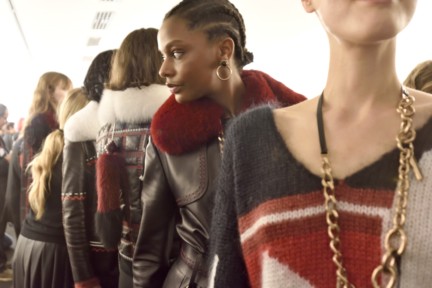 tods_italian_handmade_fw17_backstage_13