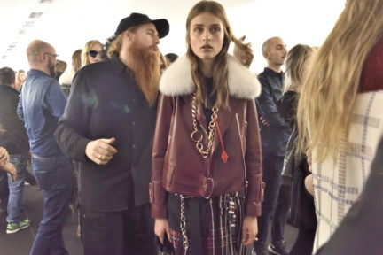 tods_italian_handmade_fw17_backstage_14
