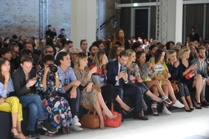 trussardi-womens_mens_ss18_frontrow1