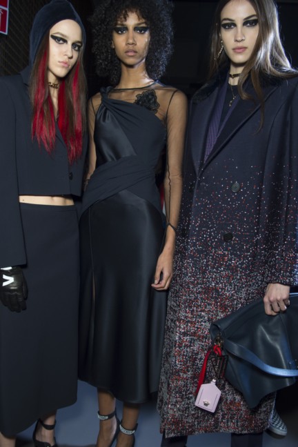 aw17-versacefashion-045