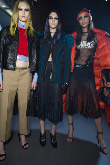 aw17-versacefashion-086