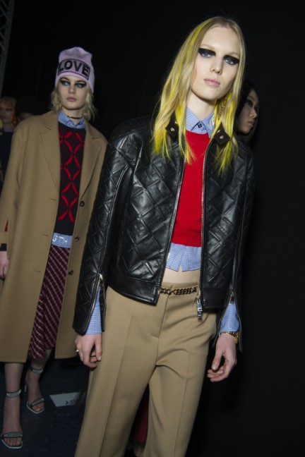 aw17-versacefashion-089