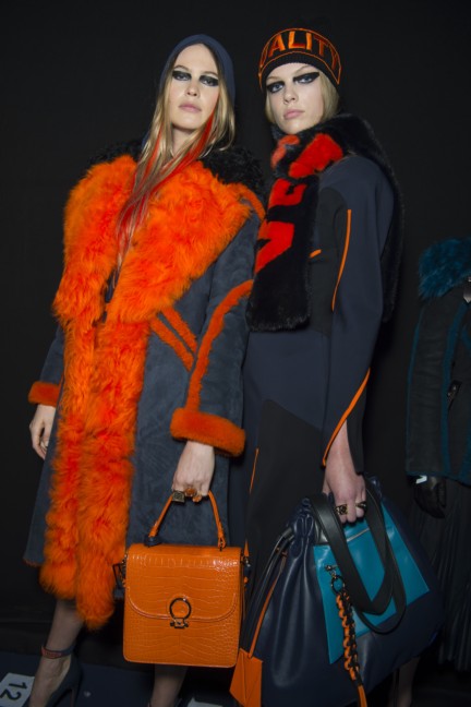 aw17-versacefashion-095