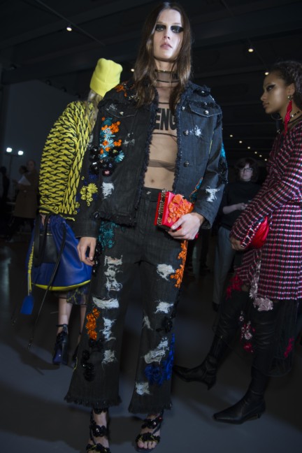 aw17-versacefashion-108
