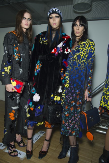 aw17-versacefashion-145