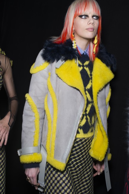 aw17-versacefashion-217