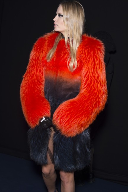 aw17-versacefashion-233