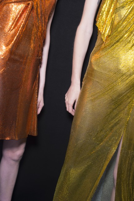 aw17-versacefashiondetail-045