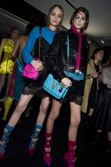 aw19b1-versace-093