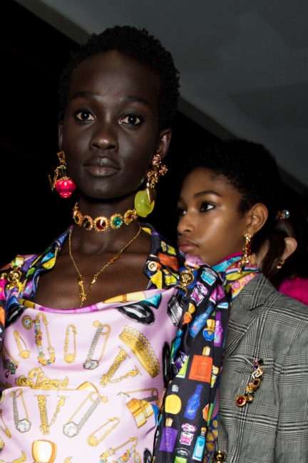 aw19b1-versace-098-2
