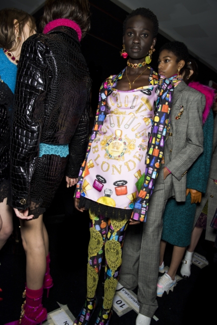 aw19b1-versace-098