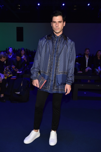 versace_fw17_geordon-nicol